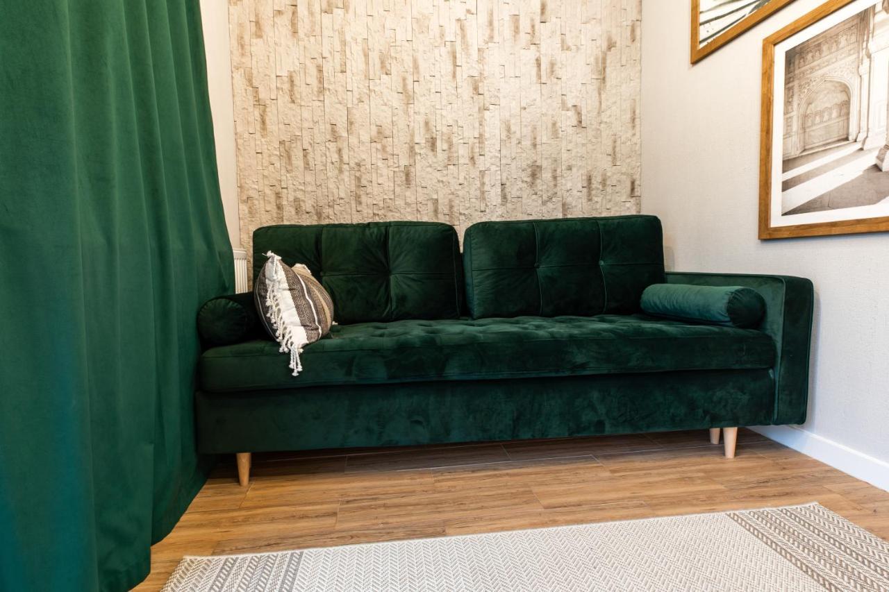 Stylowe Apartamenty Plewiska Exterior foto