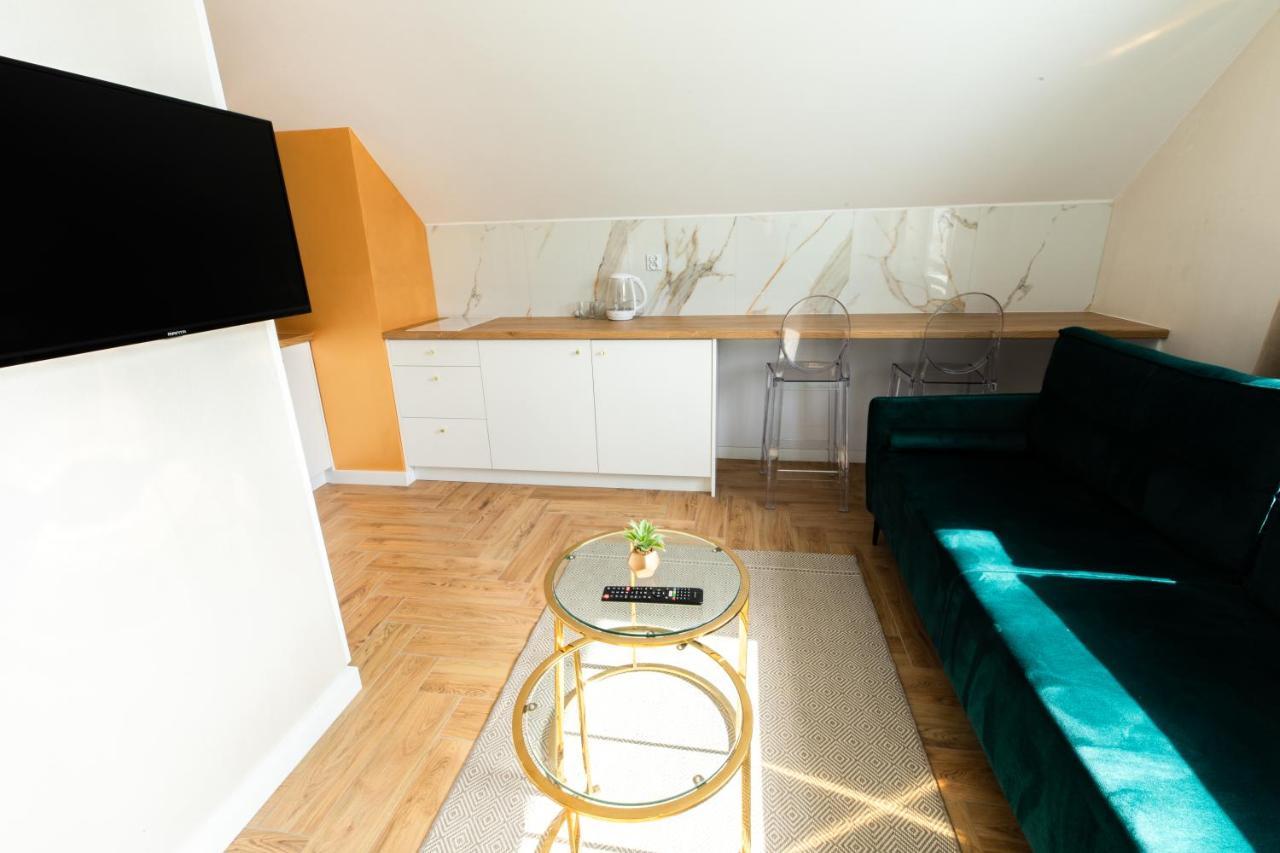 Stylowe Apartamenty Plewiska Exterior foto